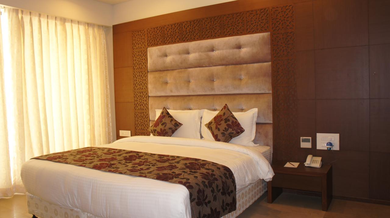 Hotel Ashish International Bhilai ภายนอก รูปภาพ